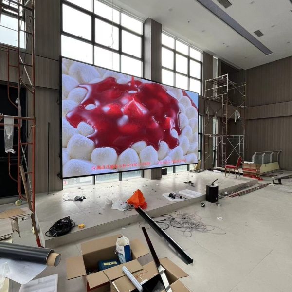 High-definition full-color LED display screens for indoor and outdoor use, including P2, P2.5, P3, and P4 models. Suitable for conference rooms and factory large screens. Minimum order quantity: 1 piece.