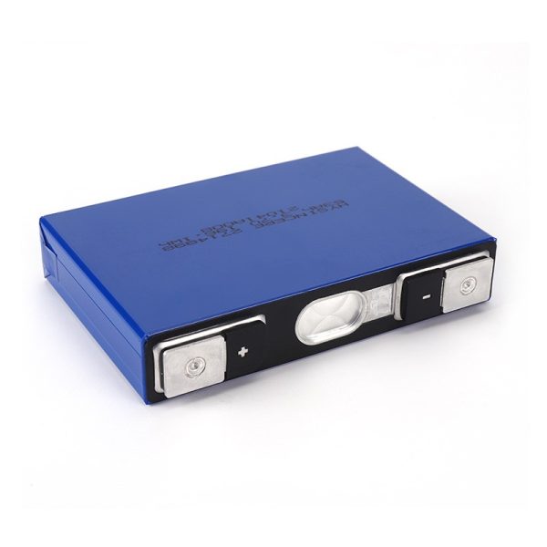 3.2V 105Ah single-cell lithium battery. Factory wholesale. Solar street lamps. Industrial backup energy storage equipment. Minimum order quantity: 100 pieces.