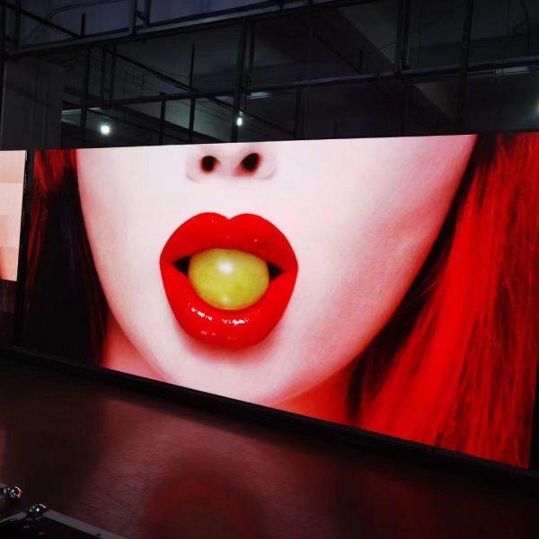 GOB anti-collision and waterproof indoor full-color LED electronic screen with 4K resolution from Shenzhen factory of LED small-pitch display. 1 unit minimum order.